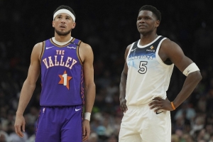 鐵林：現(xiàn)役最好的得分后衛(wèi)是布克 華子需要變得更穩(wěn)定和成熟