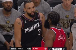 趕緊管管吧！狄龍與哈登還在喋喋不休 裁判一旁看戲！