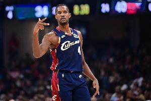 今天3中3！莫布里關(guān)鍵三分命中 騎士反超熱火1分