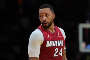 扎心了！維金斯夸鮑威爾今夏最佳引援 船記：這一點(diǎn)我可以證明