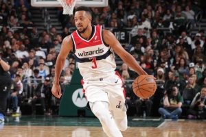 還有油！麥科勒姆第二節(jié)僅得4分 但無礙連續(xù)第三場上半場砍下20分