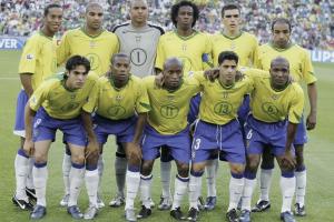 20年前的巴西隊首發(fā)11人：卡卡、小羅、阿德……4-1完勝阿根廷