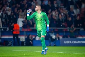 門將教練：兩個丟球因?yàn)槎骼锟说膽?zhàn)術(shù)，而舍瓦利耶的情緒也不穩(wěn)定