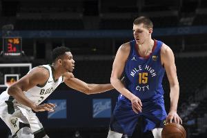 約基奇第26次砍下至少35分15板5助 超越字母哥 近50年來最多