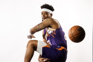 好家伙！古德溫上陣6分鐘5投全中&三分3中3 轟下13分正負(fù)值+11