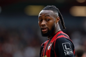 身價(jià)5500萬歐！天空：利物浦 曼城 熱刺可能在冬窗爭奪塞梅尼奧