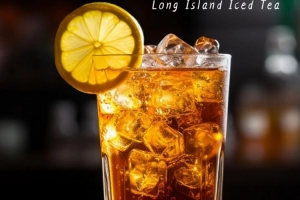 知名演員：巴克利不想喝酒卻點(diǎn)了杯長(zhǎng)島冰茶 他以為那不含酒精