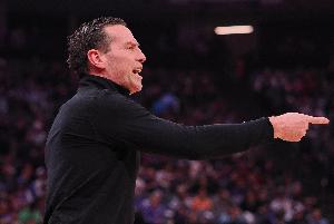 阿特金森：前三節(jié)球隊(duì)打得束手束腳 今晚是防守拯救了我們