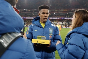 斬獲進(jìn)球！埃斯特旺當(dāng)選對(duì)陣塞內(nèi)加爾一役巴西隊(duì)內(nèi)最佳球員