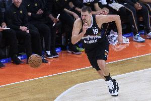 太業(yè)余了！比賽結(jié)束3.75小時(shí) 掘金森林狼的官方數(shù)據(jù)才更新