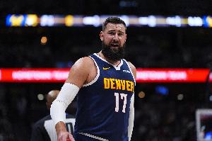 持續(xù)發(fā)力！瓦蘭補(bǔ)籃得手 掘金轟出8-0攻擊波打停森林狼