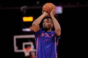 三分命中率前十：雄鹿50%第一 火箭&勇士均46%+分列二三 馬刺第九