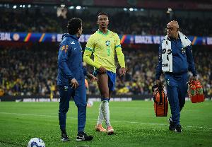 巴西隊(duì)官方：加布里埃爾右大腿肌肉損傷，退出本期國(guó)家隊(duì)