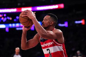 曇花一現(xiàn)！麥科勒姆12中6拿下17分2板3助2斷 第三節(jié)獨(dú)得14分