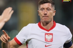 歐洲世預(yù)賽波蘭3-2擊敗馬耳他，萊萬(wàn)、澤林斯基傳射