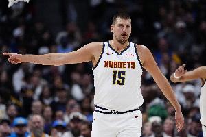 歷史第二！約基奇12次35分15籃板10助攻三雙&僅次于羅伯特森