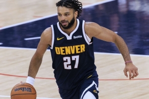 主動攬責！穆雷：我認為末節(jié)我的一次失誤是比賽失利的關(guān)鍵