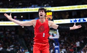 拓記：球隊(duì)想進(jìn)季后賽但更可能先進(jìn)附加賽 國(guó)王灰熊不強(qiáng)&太陽(yáng)難打