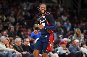 明天騎士主場(chǎng)迎戰(zhàn)火箭 加蘭缺陣 梅里爾出戰(zhàn)成疑