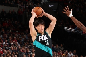 楊瀚森9分已創(chuàng)中國(guó)球員第5高！姚明最高狂砍40+！周琦填滿(mǎn)數(shù)據(jù)欄