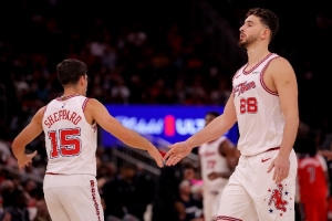 解說：約基奇點(diǎn)對點(diǎn)教育申京 謝潑德已成長為能改變比賽走勢球員