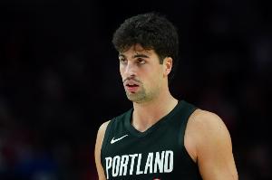 拓記：雖然球隊(duì)曾負(fù)于公牛 但賽季至今對雷霆勇士掘金保持全勝