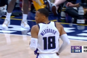 針鋒相對！威少底角三分轟進 約基奇弧頂三分迅速回應