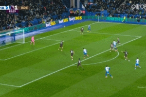 辛謝爾伍德：進(jìn)一球還拿三分很重要 維爾貝克每周表現(xiàn)都難以置信