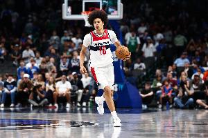 全能表現(xiàn)！凱肖恩·喬治14中5拿到17分12板7助4斷