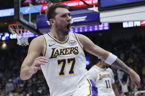 湖人豪取4連勝憑借賽區(qū)冠軍優(yōu)勢反超掘金升至西部第二