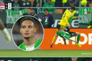 爆頭！安東尼倒勾動(dòng)作正中對(duì)手頭部，第90分鐘被直紅罰下