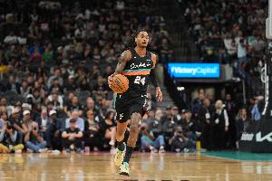 手涼！瓦塞爾半場6投僅1中拿到2分 三分3中0