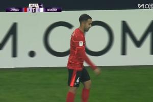 換上又被換下！德?tīng)柤佣啾緢?chǎng)錯(cuò)失反擊良機(jī)，換下時(shí)情緒稍顯低落