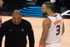 亞當(dāng)斯被撞翻！烏度卡一開始跟狄龍激烈對峙 最后笑場了...