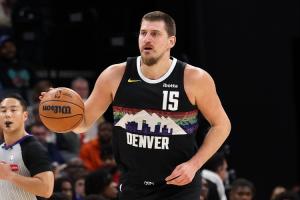 連續(xù)9個(gè)賽季10+三雙獨(dú)一檔！約基奇本季能否超威少登頂歷史三雙榜