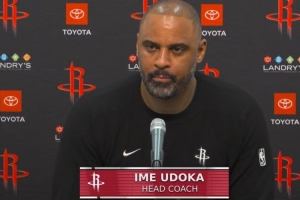 烏度卡：狄龍展現(xiàn)了他近期良好狀態(tài) 知道這場他會帶著強烈侵略性