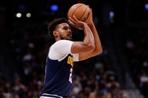 老黃忠上線！卡梅隆·約翰遜10投6中&三分4中3 得18分6板1助1斷