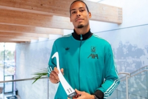 5次入選FIFPro年度最佳陣容！范戴克：來自同行的認(rèn)可是最棒的