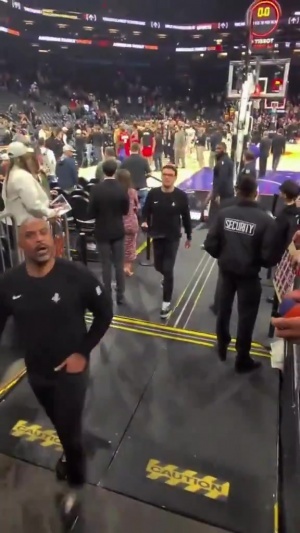 直擊心靈！日密面對面連問烏度卡4次：你在波士頓到底干了什么？