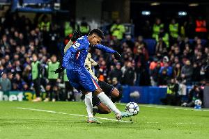 奔著1億去！18歲埃斯特旺身價(jià)僅6000萬，歐冠5場(chǎng)3球+巴西4場(chǎng)4球