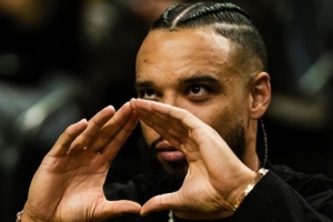 賽季場均22分1.9搶斷！狄龍罕見曬照：看看我的本色