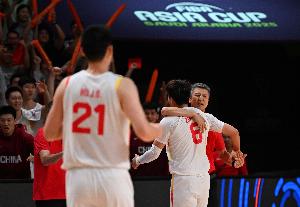 濟(jì)南時(shí)報(bào)：明晚世預(yù)賽再戰(zhàn)韓國(guó)隊(duì) 中國(guó)男籃能否打響新周期第1槍?zhuān)? >
                                        </div>
                                    </div>
                                                                        <div   id=