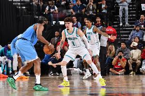 路威：三球該去強(qiáng)隊(duì)打輔助就像阿隆·戈登一樣 快船很適合他