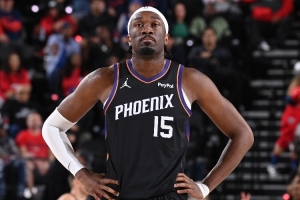 高效輸出！馬威12投9中&罰球5中3 得到21分17板4助3斷1帽