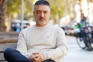 前巴薩B隊(duì)主帥：亞馬爾仍然很年輕，他不能承擔(dān)一線隊(duì)的所有責(zé)任