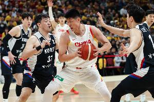 體壇周報(bào)：又一次，中國(guó)男籃迷失在了五棵松