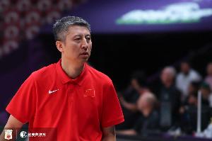 蘇群：打韓國(guó)無(wú)非就是防好轉(zhuǎn)換和三分 中國(guó)男籃防三分完全失敗