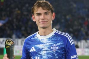 21歲粗大腿！帕斯13場(chǎng)5球5助身價(jià)5500萬，科莫賽季僅1負(fù)距榜首3分