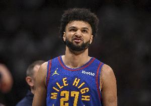 穆雷：失誤令人沮喪 一直在送給對手機會 我們本能贏的