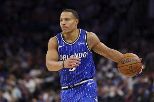 肌肉射手！貝恩25投13中&罰球12中11砍37分8板2助 得分全隊(duì)最高